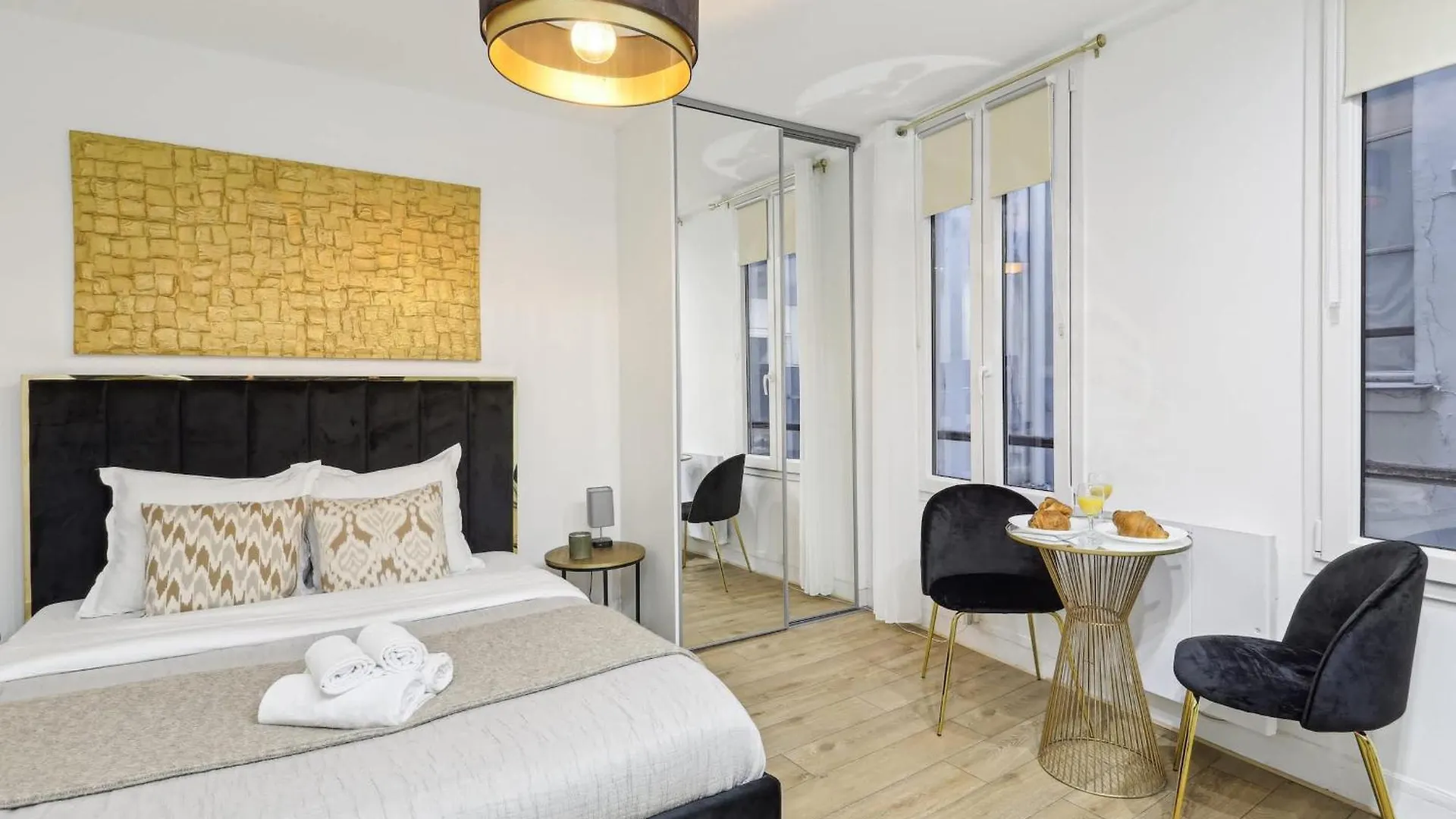 Apartment Bnbnova - Louvre & Tuileries Gardens Paris France